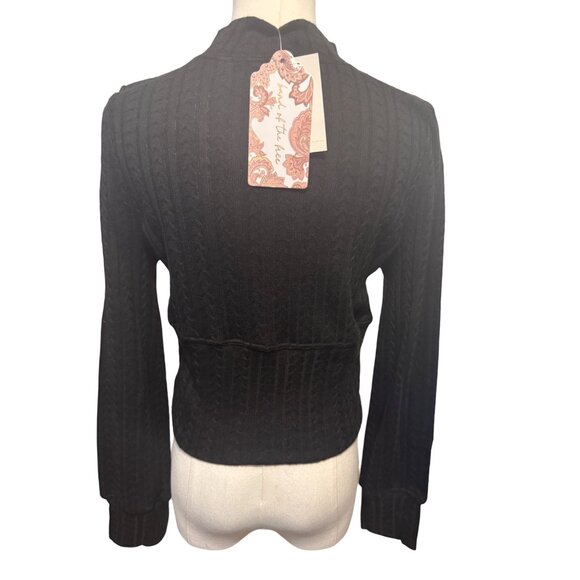 2/$30 NWT Band of the Free Large Cable Knit Black Sweater - Picture 3 of 13